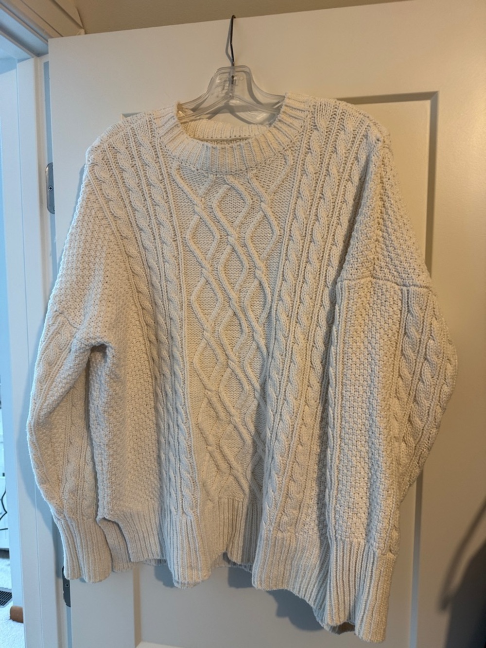 Abercrombie & Fitch Cream Cable Knit Pullover